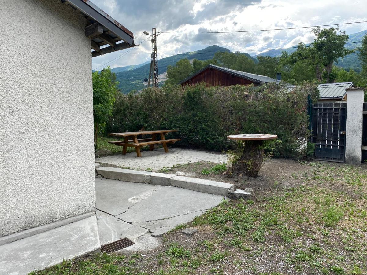 Villa Black Rok Saint-Jean-de-Maurienne Exterior foto